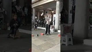 Street performer, Covent Garden, London, June 2, 2023.