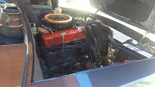 Motor Opala 4 cil acelerando 