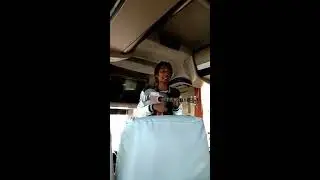 Viral pengamen ngapak bikin ngakak - nyanyi apa ngobrol mbok