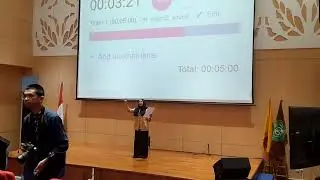 Unjuk Bakat Seni Mahasiswa Fisika (Putri Regina Wulandari)