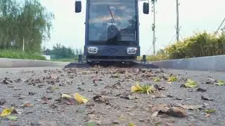 large electric road cleaning machine