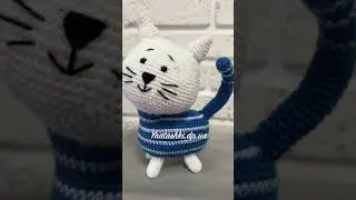 Связанный крючком полосатый кот. Crocheted amigurumi tabby cat. #крючком #amigurumi  #амигуруми