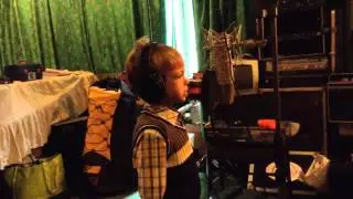 Георгий Жуков записывает песенку про Ежей.