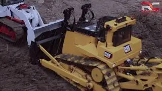 CARSON LIEBHERR LR634 Loader vs CAT D9T Dozer - 1:14 SCALE