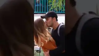 This is SO CRINGE.. 😆