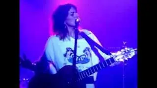 Bebe - Revolvió  [En vivo @ el Huevo, Valparaíso]
