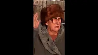 Бабушка зачитала рэп внуку