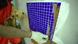 5. Очистка плитки от бумаги: Укладка мозаичной плитки. Крепс Усиленный Белый