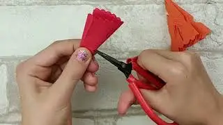 Как сделать снежинки из бумаги своими руками часть 1
