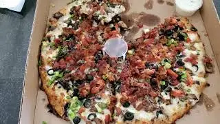 Review on Garlic Combination Pizza