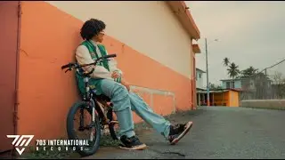 Xarly - BOOTY (Visualizer)