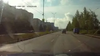 ПОЧТА РОССИИ  нарушает правила дорожного движения.