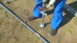 Установка металлических свай для теплицы