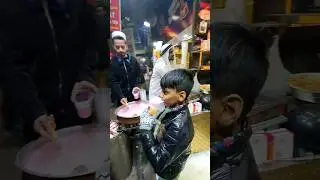 Habibi Mohabbat Sharbat Wala at Jama Masjid #viral #streetfood #shorts
