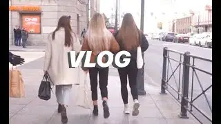 FIRST DAYS OF COLLEGE