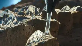 How Lightning Turns Sand Into Glass 🌩️ (Fulgurites)