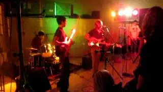 Eggshell Armada - Everybody's a Romantic