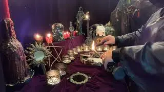 FREYA & CASSANDRA - MAGIC OF TAROT RUNES.