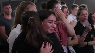 Крещение на молодежном конгрессе "ОН ГРЯДЕТ!"