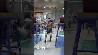 Liu Huanhua 270kg back squat, then vs now 
