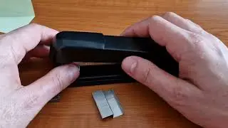 Capsator - Alimentarea cu capse