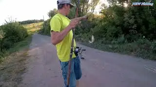 Клюнул хороший карась 
