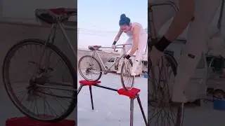 How is this girl standing on top of a bicycle #amazing #tiktok #shorts