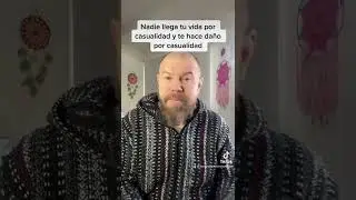 Ninguna persona tóxica llega tu vida por casualidad￼