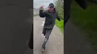 Убегаю от бомжа Вити под песню ТАМАДА