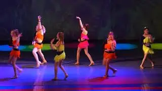 Эстрадные танцы • Школа танцев Metro Dance в Смоленске