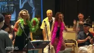 In der Haifischbar. Наташа Шиндерук