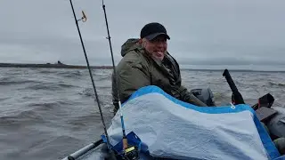 За корюшкой с лодки на Финском заливе