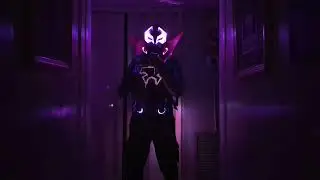 Spiderverse Earth 42 Prowler cosplay Gauntlet ( BLOOPERS )