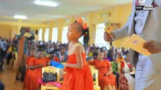moraa performing live at Kisii Poly - Obwanchani