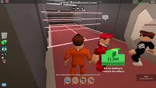 Ограбление банка в Jailbreak в Roblox