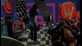 Nirvana - Smells Like Teen Spirit (First TV Performance)