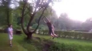 Парень упал с тарзанки. Смортерь всем, ЖЕСТЬ 18 +
