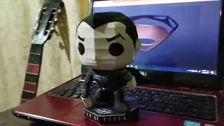 Papercraft Funko Superman Black Pt2