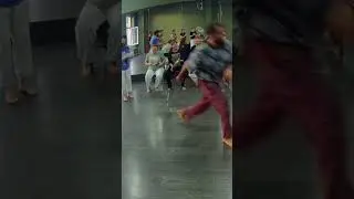 Parafuso. #capoeira #parafuso #kick #shorts #acrobatics #cdo #capoeiramoments #2024 #gavião
