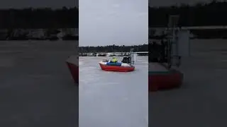 Отдых в Подмосковье. Лодка на воздушной подушке.
