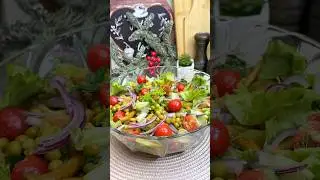 A juicy, colorful salad for the New Year's holiday table.