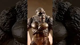 Kong punched ape in the face #hiyatoys #neca #monsterverse #animation #godzillaxkongthenewempire