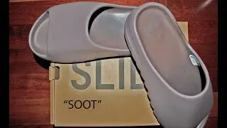 YEEZY SLIDE 