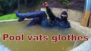 Pool vats wet glothtc boots. Купався басейні,чані одязі. замшеві лабутени  джинси шкіряна куртка.