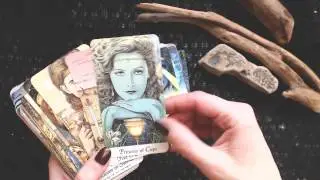 The Cosmic tarot. Thoughts and flip through. / My Tarot Diaries