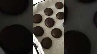 3 malzemeli kurabiye tarifi açıklamalarda