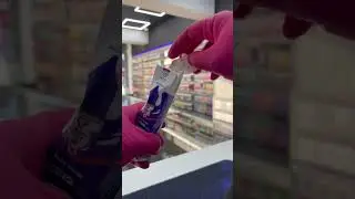 ASMR box opening of Blue slush in Crystal Clear🤪 #vape