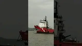 merchant navy ships shorts video at mumbai anchorage #navy #ships #trending #shorts