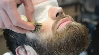 Servizio di rasatura e regolazione barba