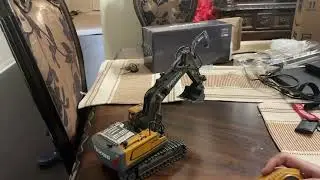 Excavator Toys for Boys 5-7 Year Old Remote Control Digger Construction Toys RC Vehicles Tractor